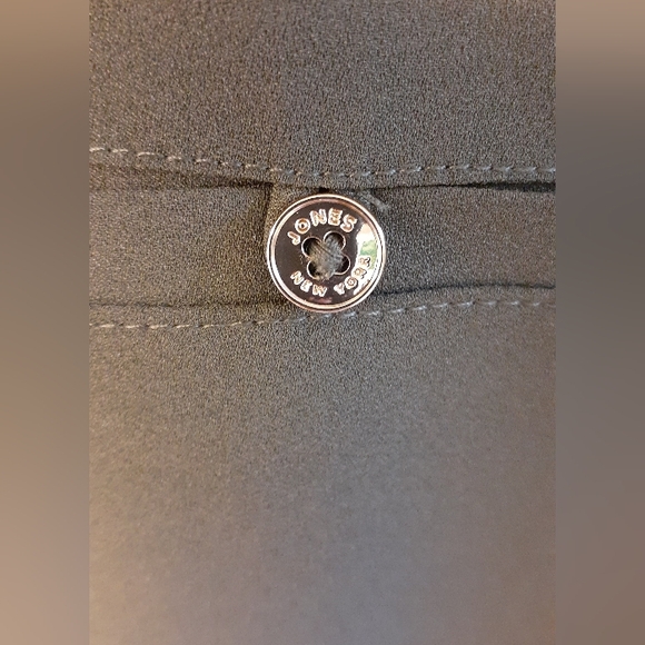 NWT Olive green Jones New York summery top - size medium - Picture 6 of 7